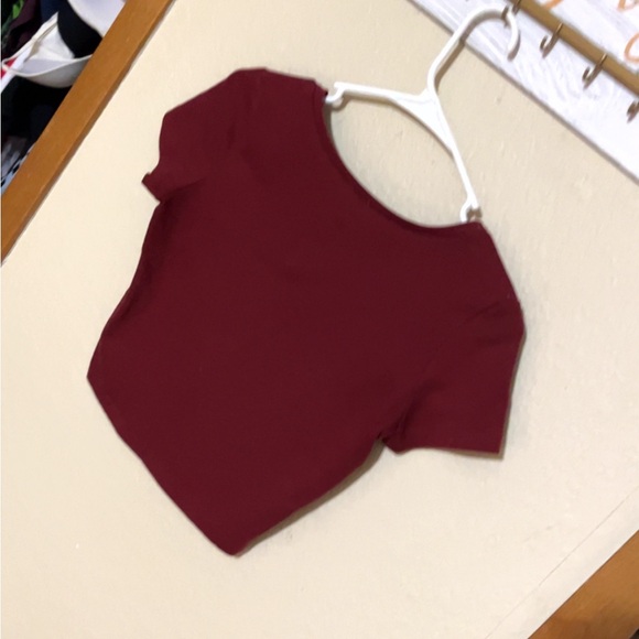 Crop Top - Picture 2 of 3